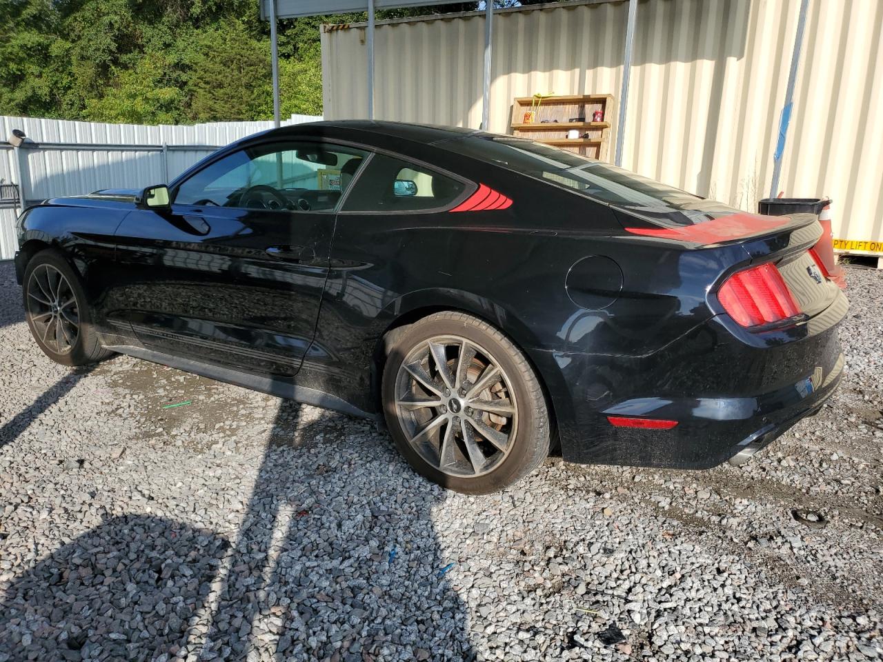 1FA6P8TH5H5255513 2017 FORD MUSTANG - Image 2