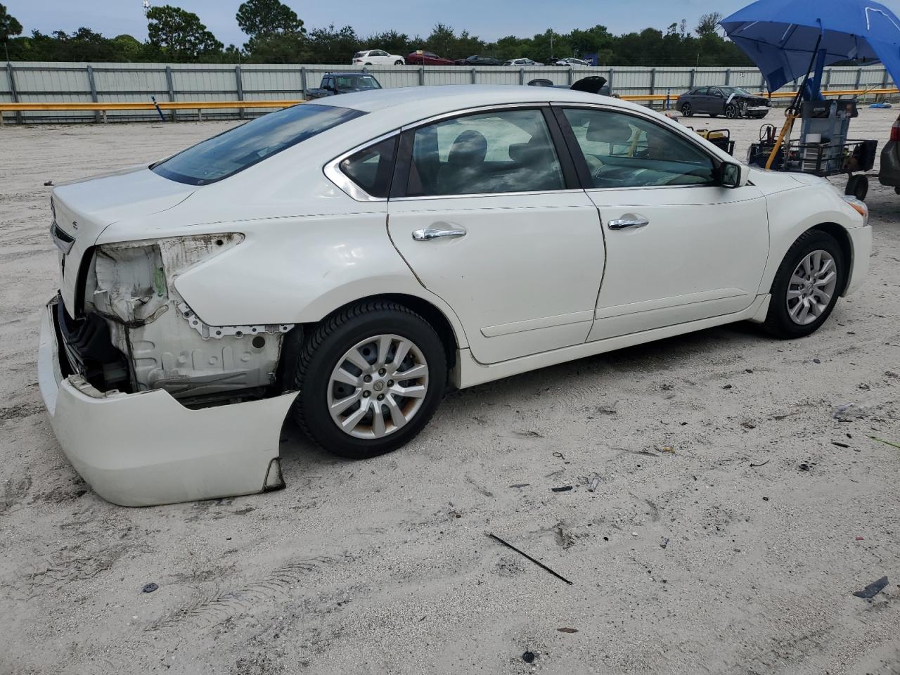 2015 Nissan Altima 2.5 VIN: 1N4AL3APXFN306438 Lot: 71157034