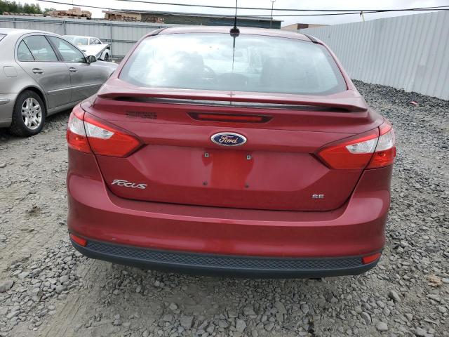 Седани FORD FOCUS 2014 Червоний