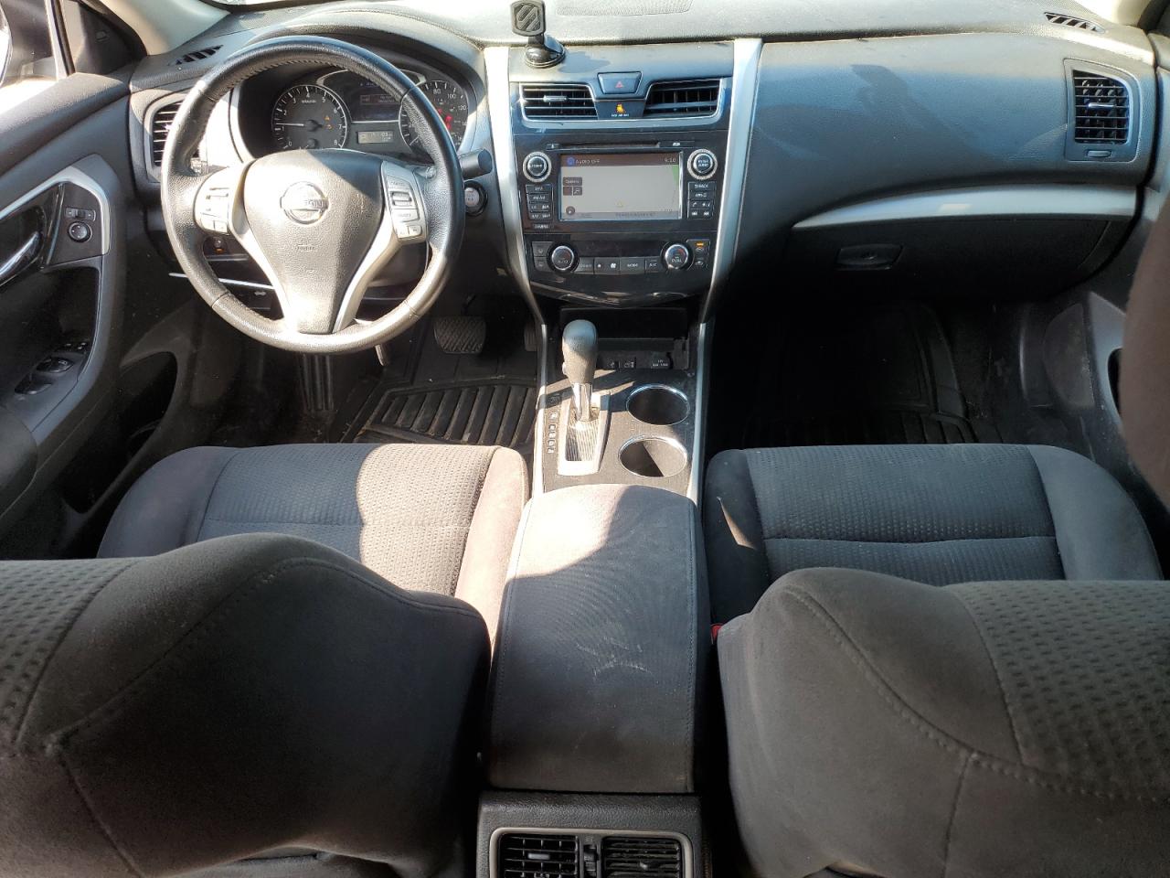 2014 Nissan Altima - Image 8