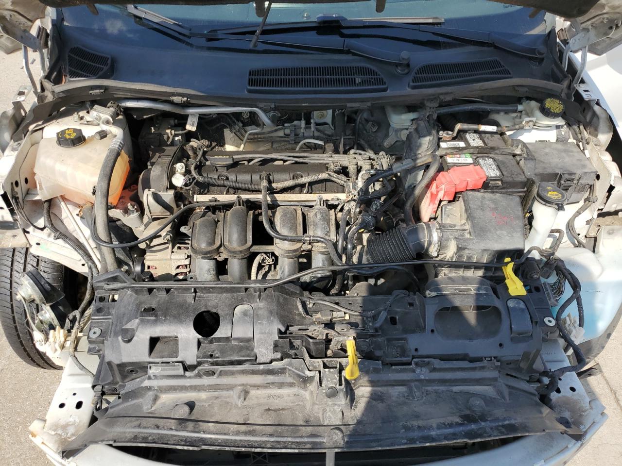 2015 Ford Fiesta - Image 12