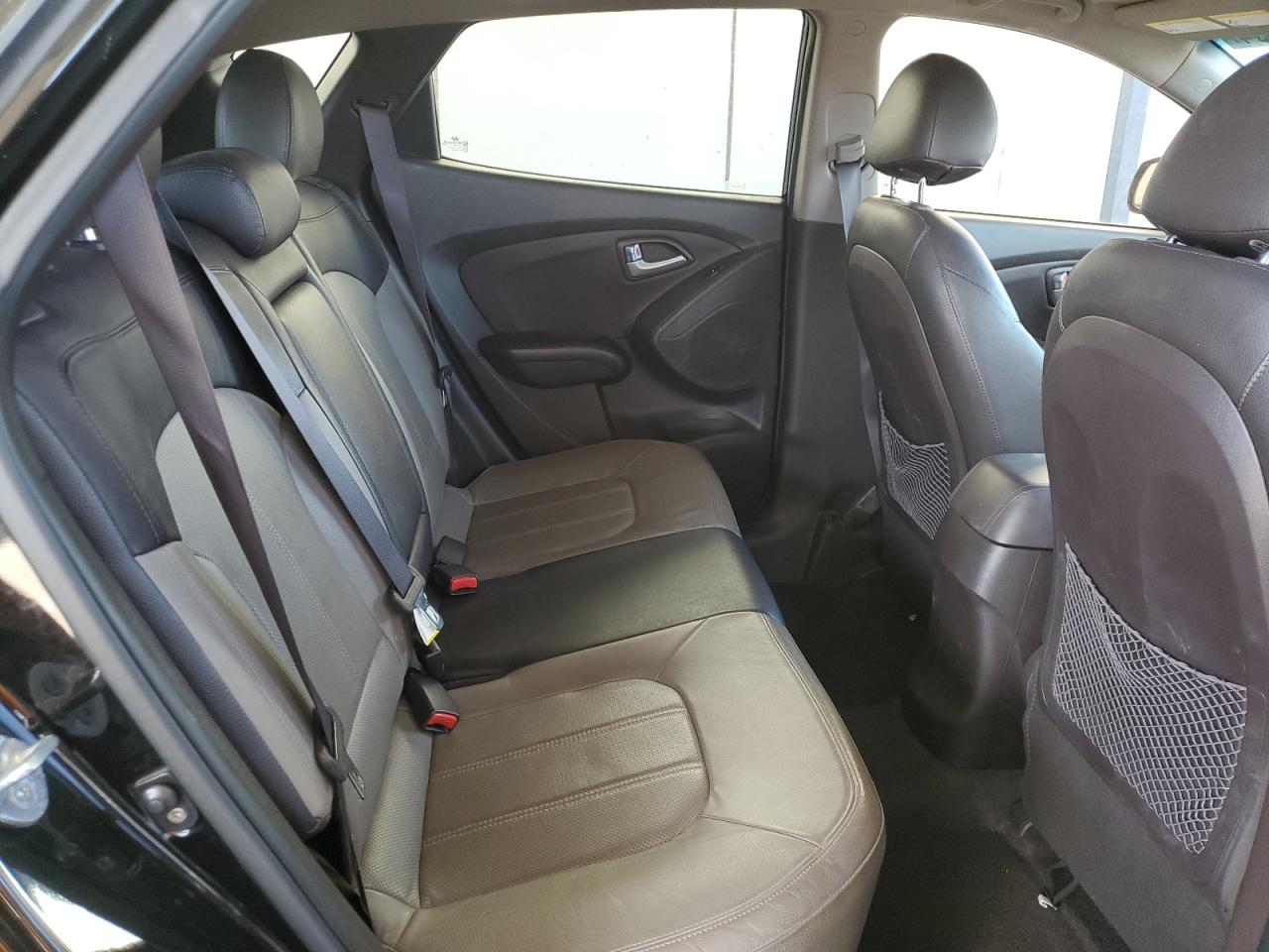 2012 Hyundai Tucson - Image 11