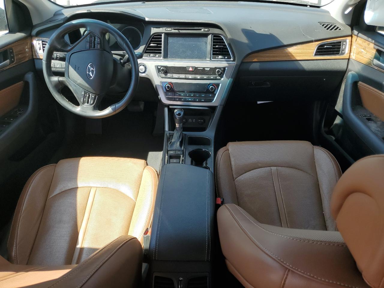 2015 Hyundai Sonata - Image 8