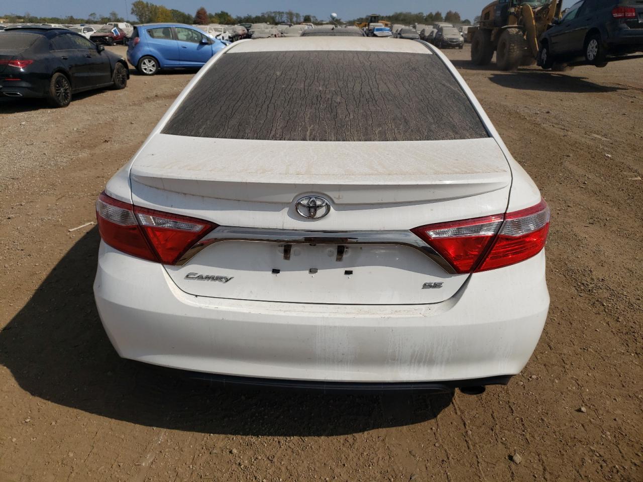 VIN 4T1BF1FK8HU646201 2017 TOYOTA CAMRY no.6