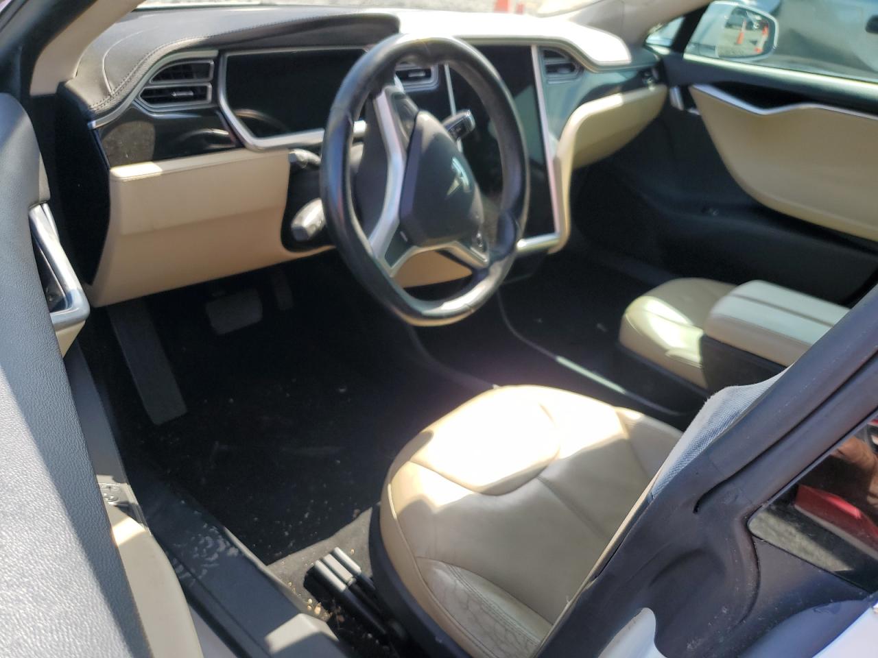 5YJSA1CN3DFP26252 2013 Tesla Model S