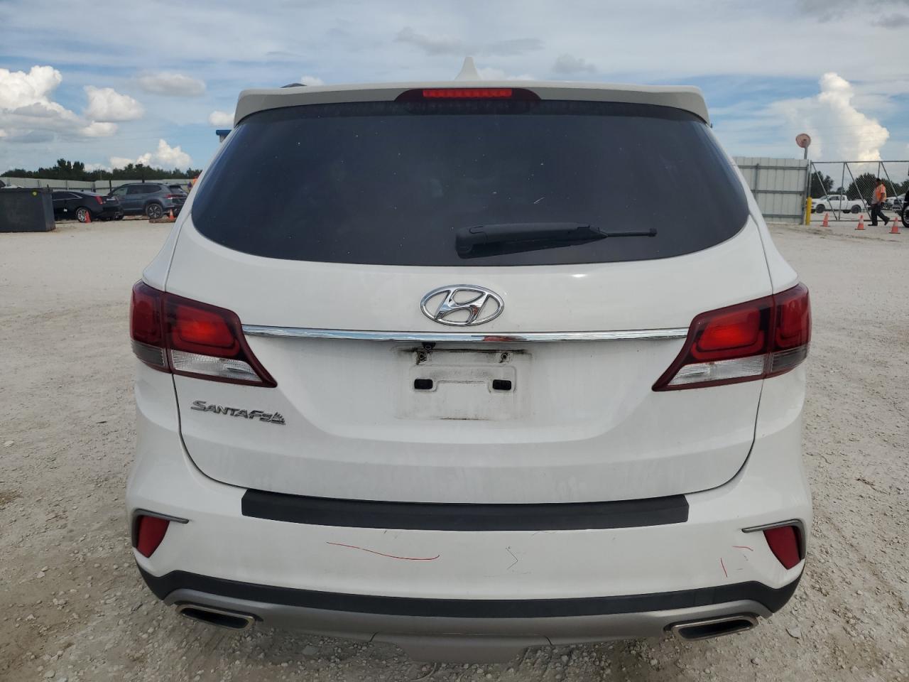 2018 Hyundai Santa Fe Se VIN: KM8SM4HF0JU259526 Lot: 73760704