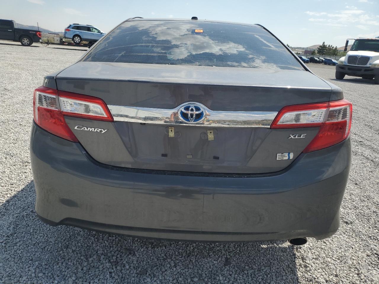 4T1BD1FK2EU100673 2014 Toyota Camry Hybrid