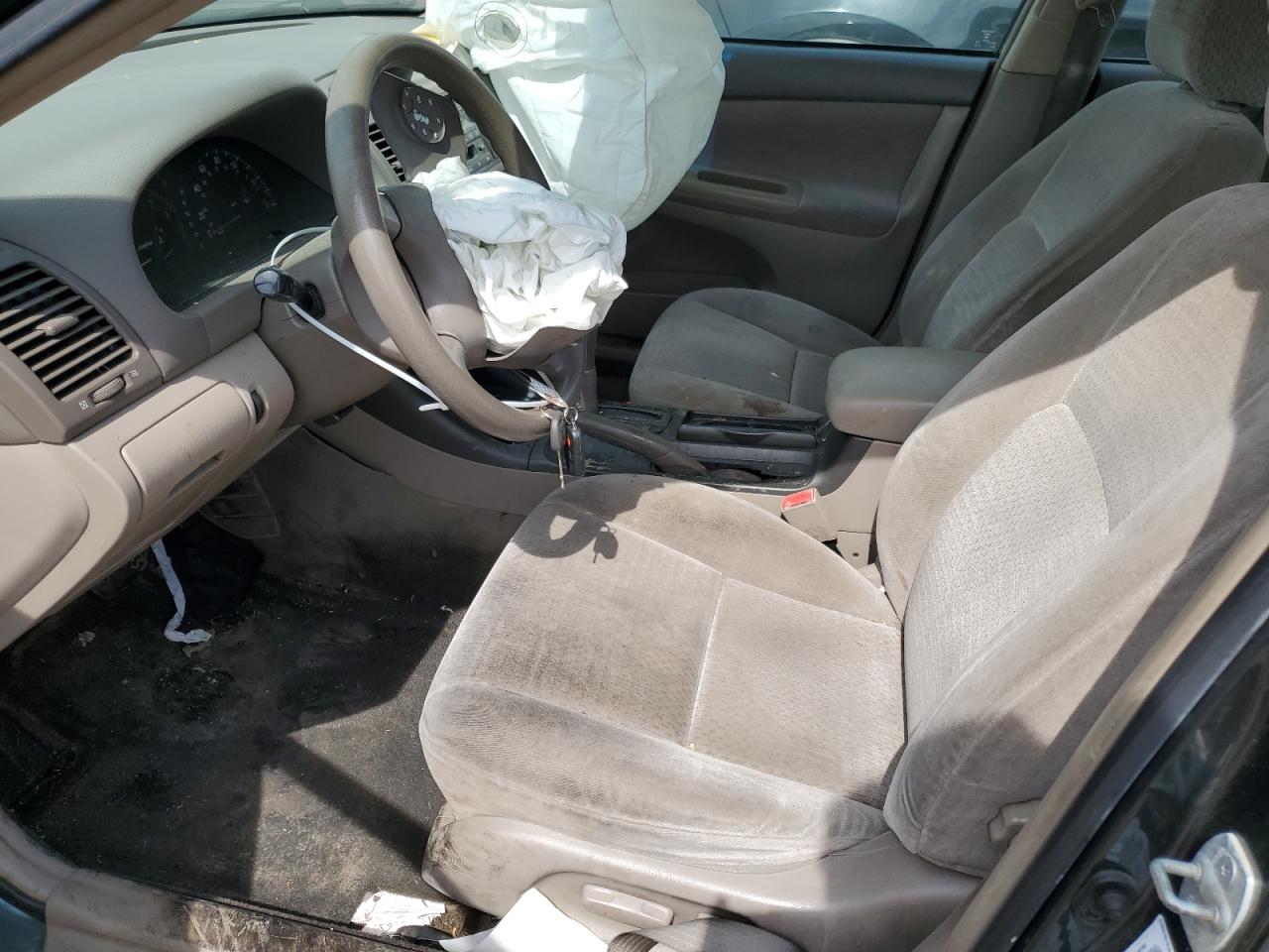 2002 Toyota Camry - Image 7