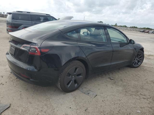  TESLA MODEL 3 2023 Czarny