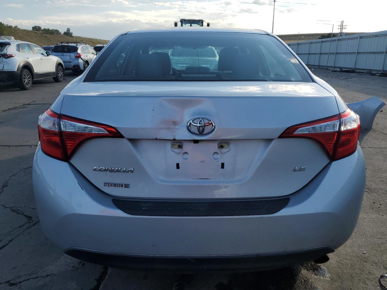 2015 Toyota Corolla L VIN: 5YFBURHEXFP274614 Lot: 73115054