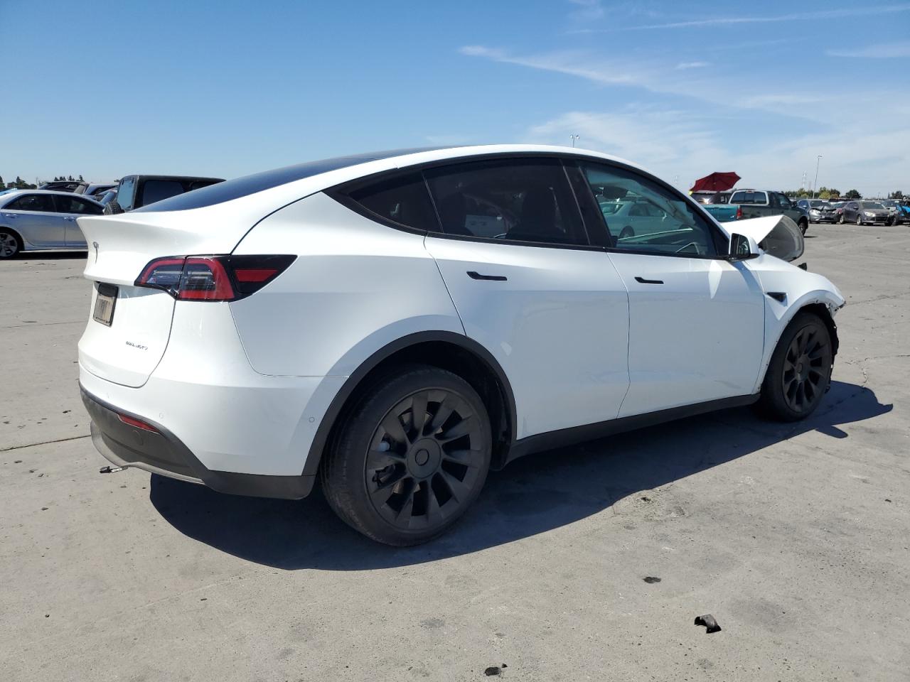 5YJYGDEE0MF218697 2021 Tesla Model Y