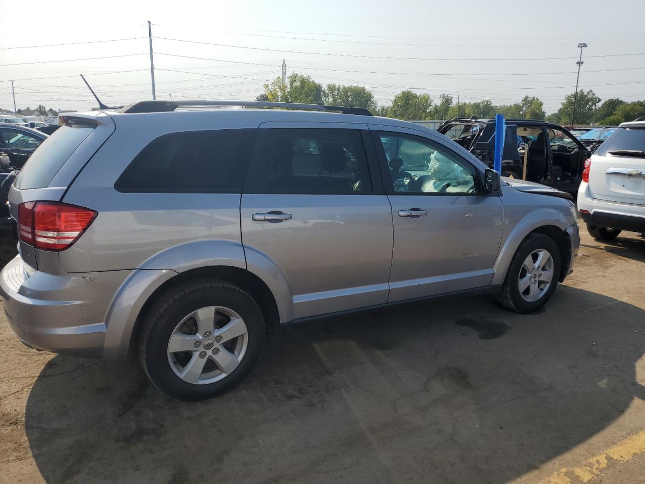 VIN 3C4PDCAB2JT439449 2018 DODGE JOURNEY no.3