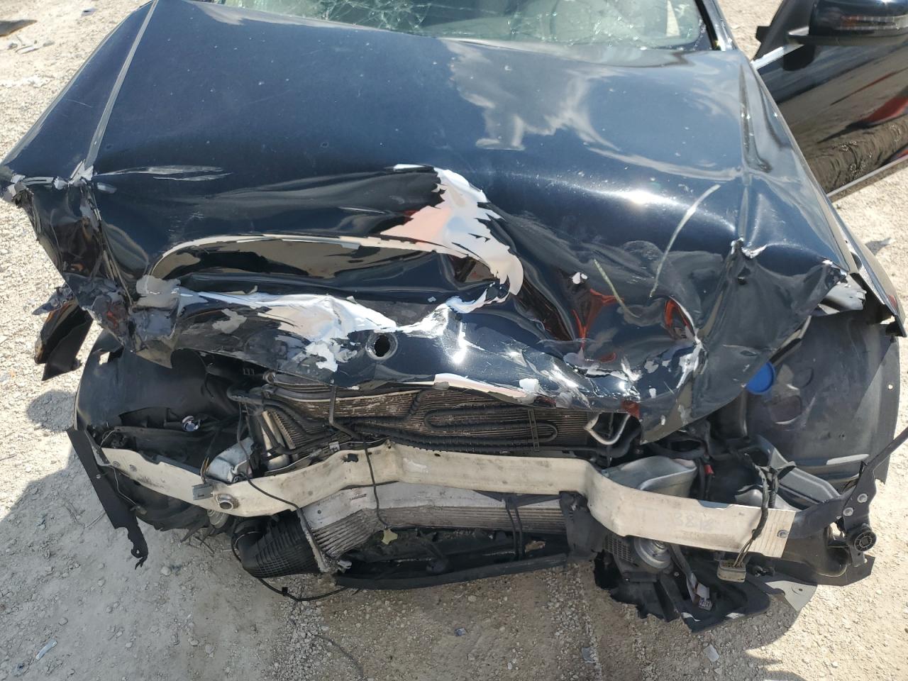 2014 Mercedes-Benz C 250 VIN: WDDGF4HB9EG256040 Lot: 72553924