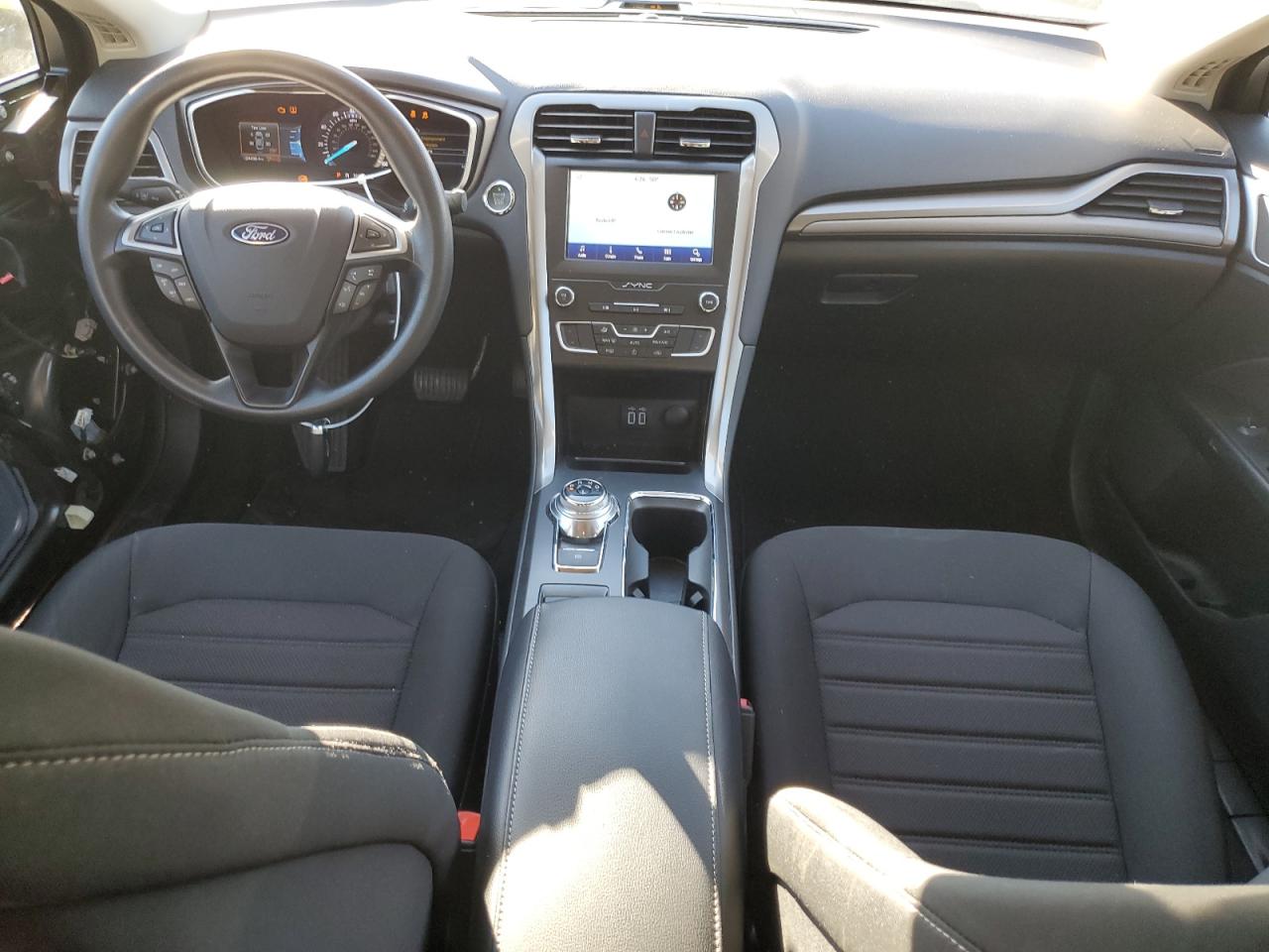 2020 Ford Fusion - Image 8