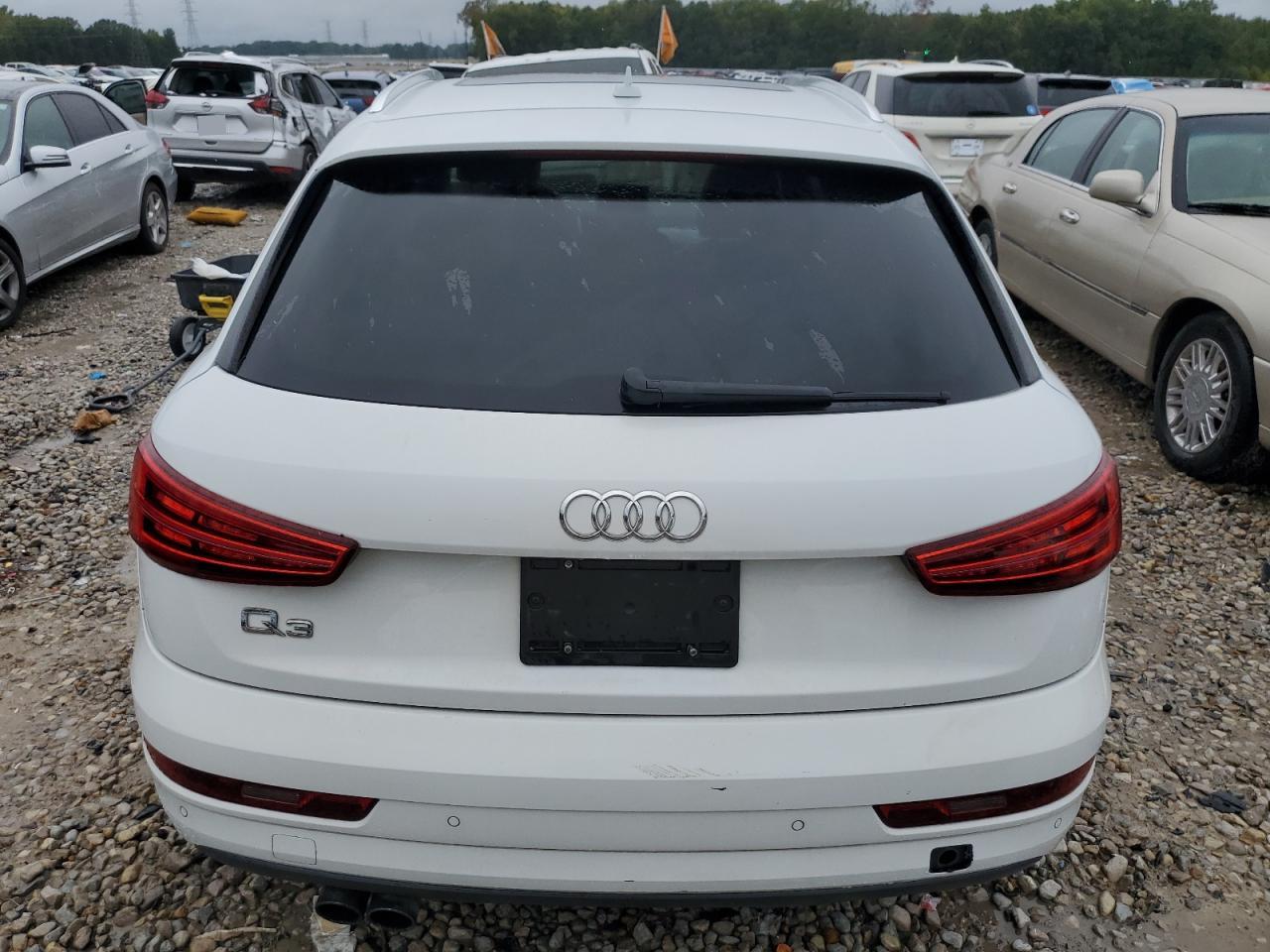 WA1BCCFSXHR016704 2017 Audi Q3 Premium