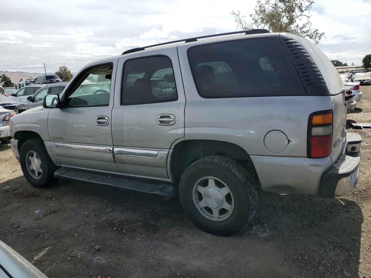 2004 GMC Yukon VIN: 1GKEC13V64J233654 Lot: 72203424