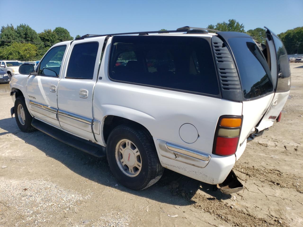 2000 GMC Yukon Xl C1500 VIN: 3GKEC16T5YG124510 Lot: 72520744