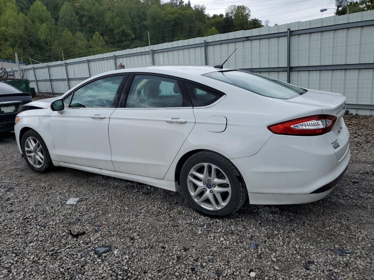 VIN 1FA6P0H7XE5376695 2014 FORD FUSION no.2