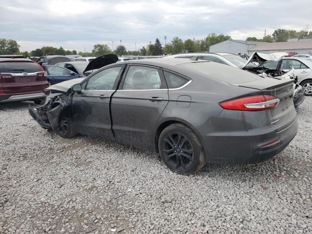 3FA6P0HD5KR249562 2019 FORD FUSION - Image 2