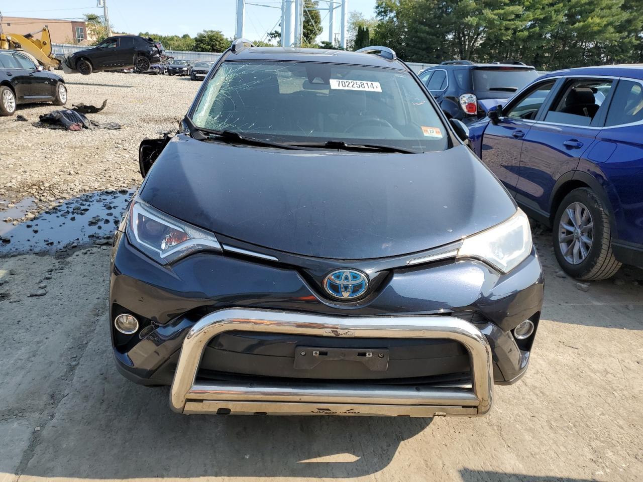 2017 Toyota Rav4 Hv Le VIN: JTMRJREV2HD145316 Lot: 70225814