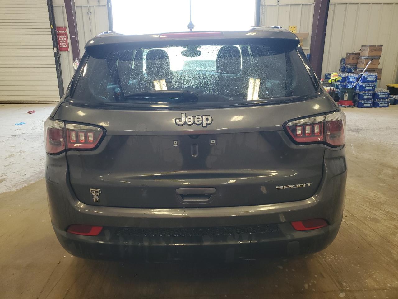 2018 Jeep Compass Sport VIN: 3C4NJCABXJT286562 Lot: 73094334