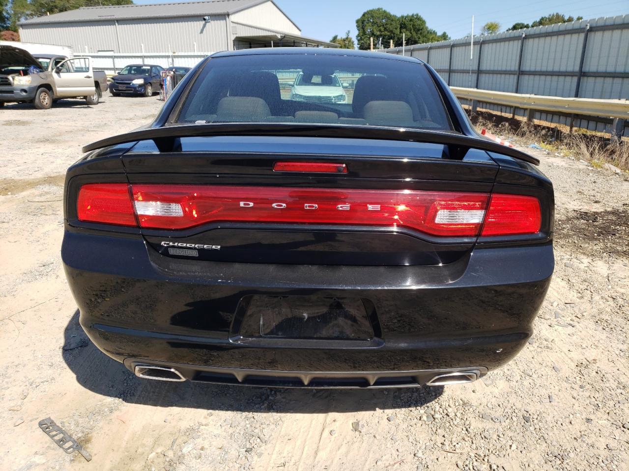 2013 Dodge Charger Se VIN: 2C3CDXBG4DH677546 Lot: 70143554