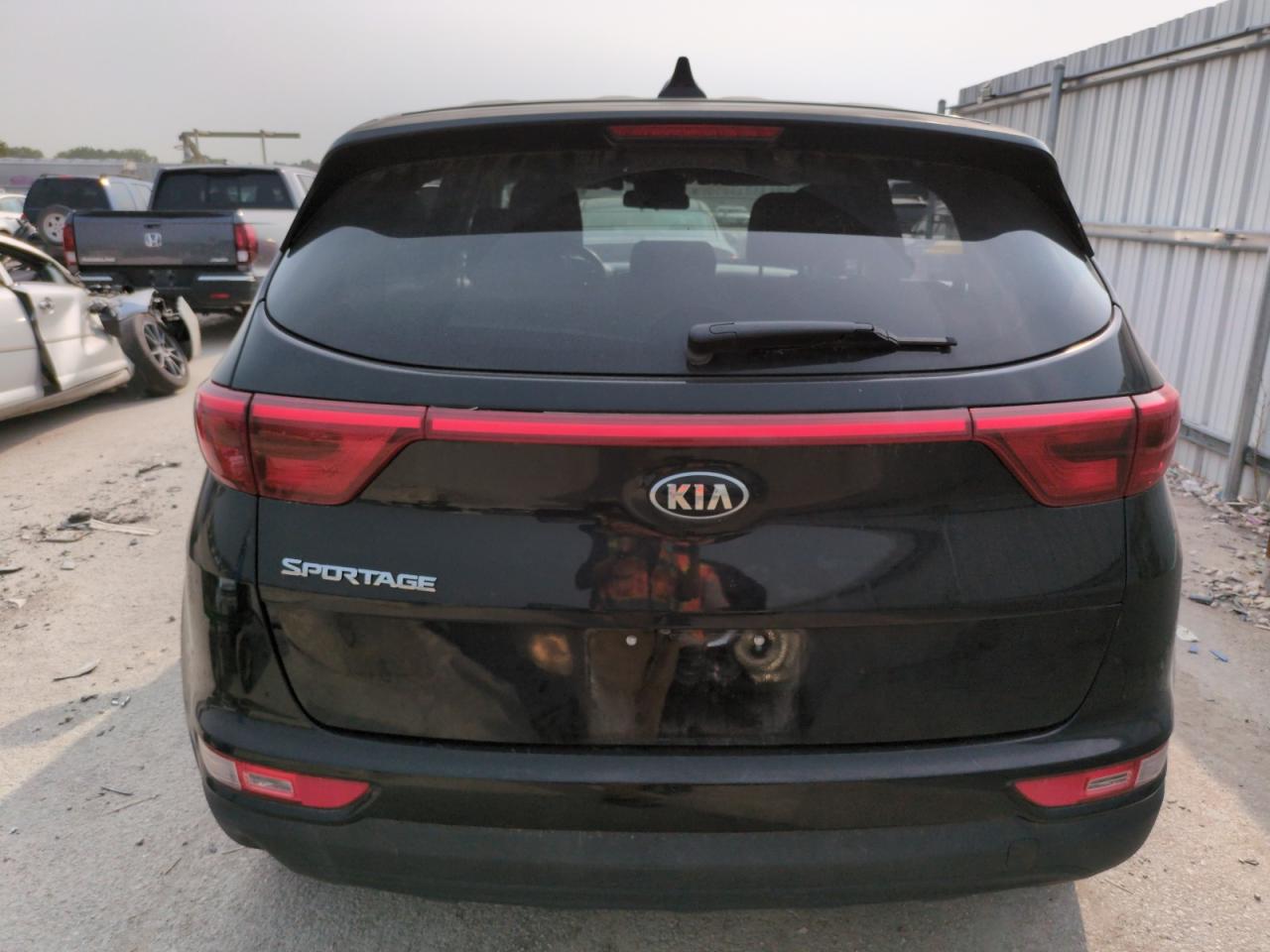 2017 Kia Sportage Lx VIN: KNDPMCAC0H7068492 Lot: 71351504