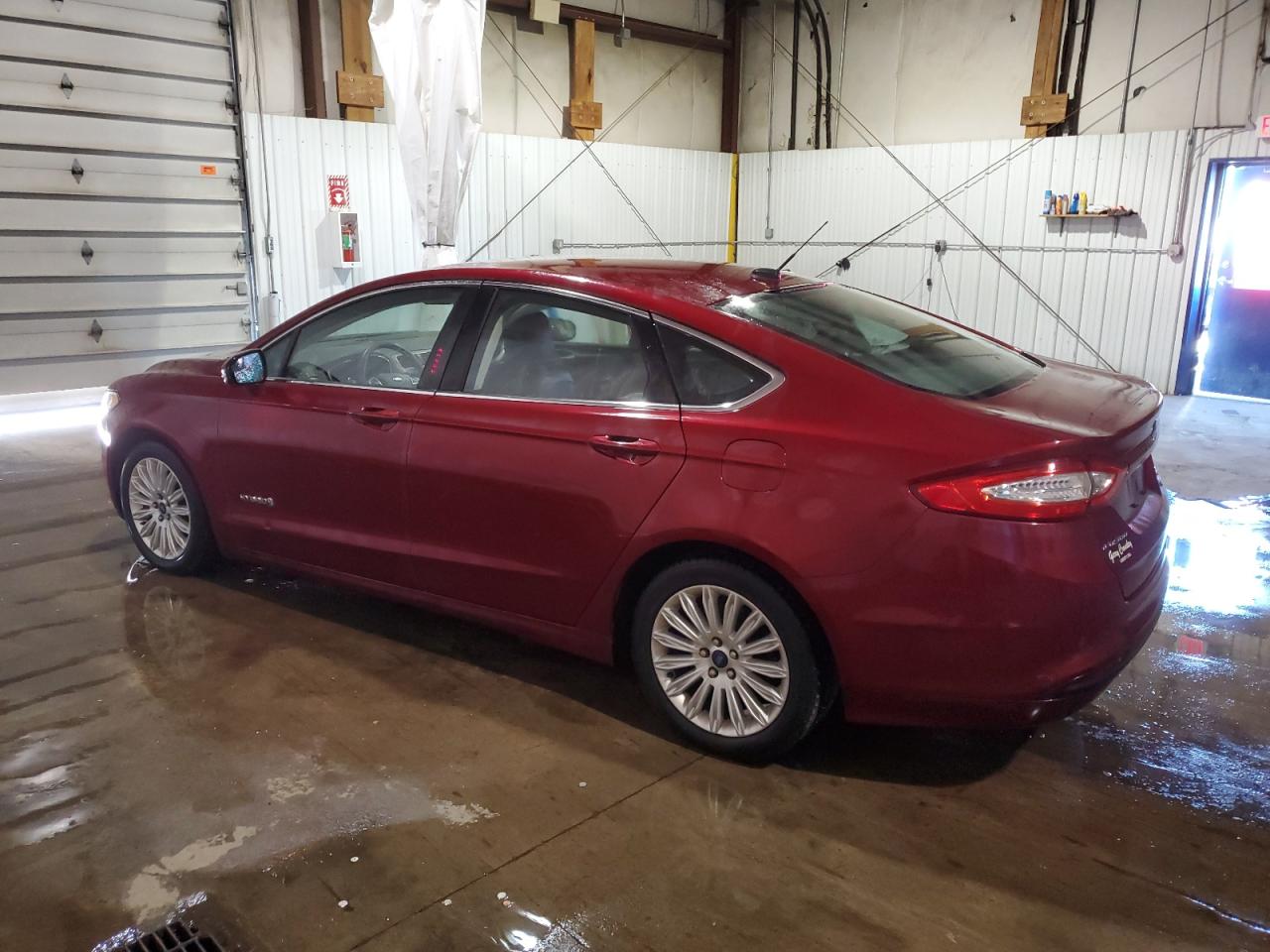 3FA6P0LU0GR355030 2016 FORD FUSION - Image 2