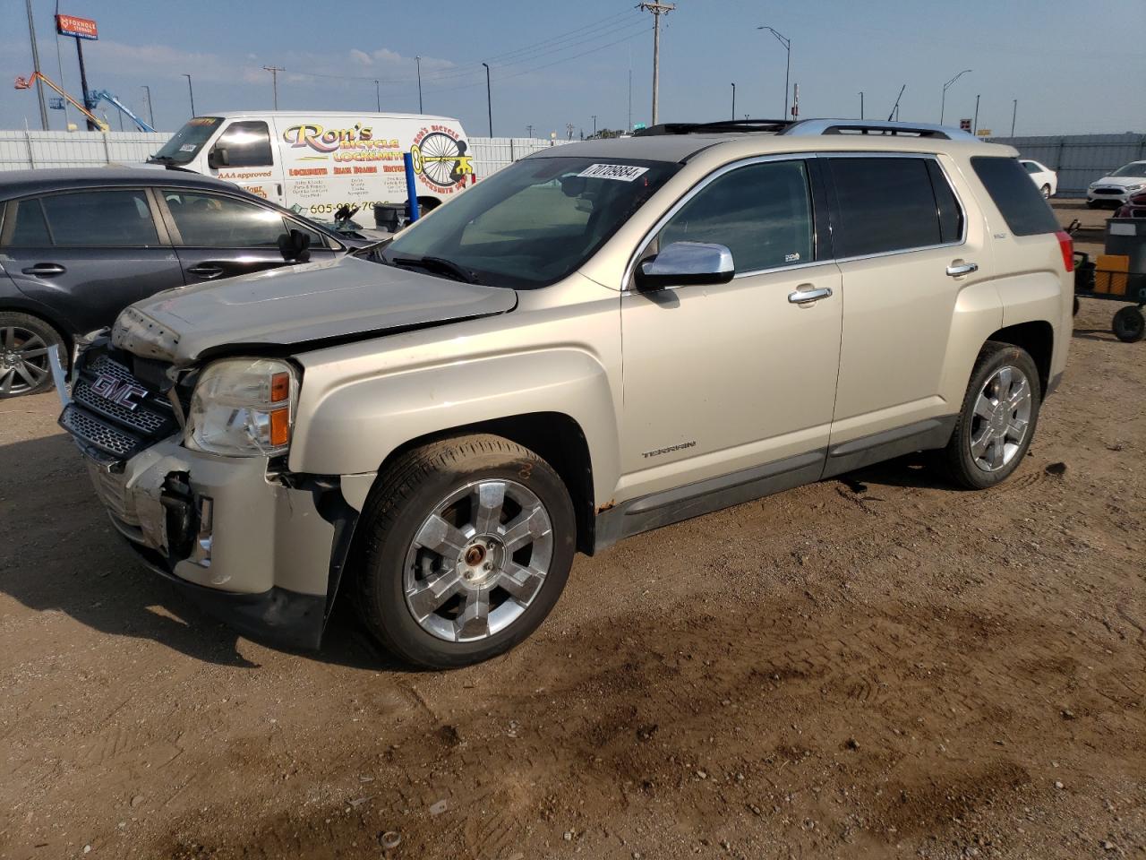 2010 GMC Terrain - Image 1