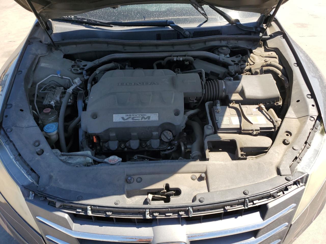 2012 Honda Crosstour - Image 11