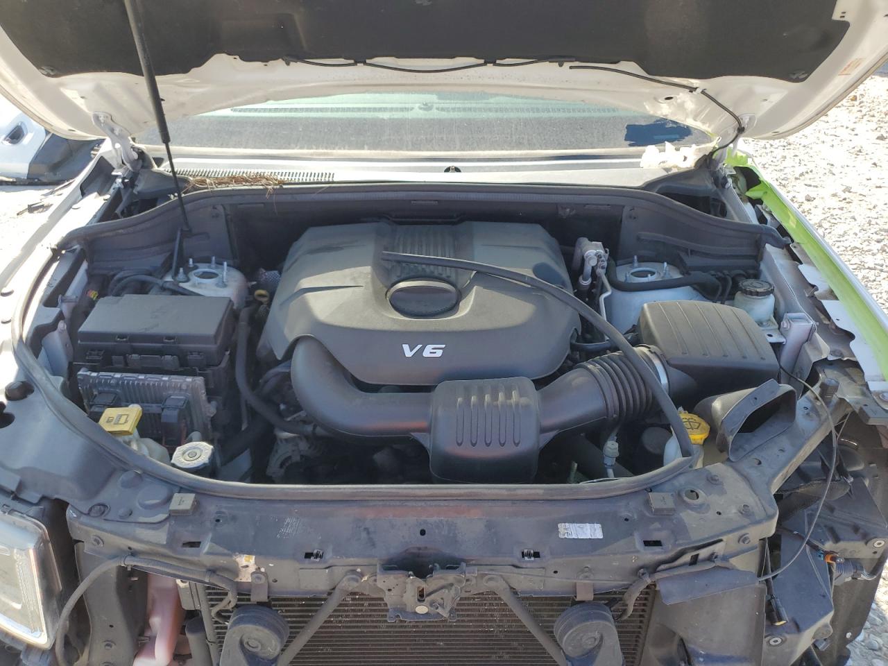 2015 Jeep Grand Cherokee - Image 14