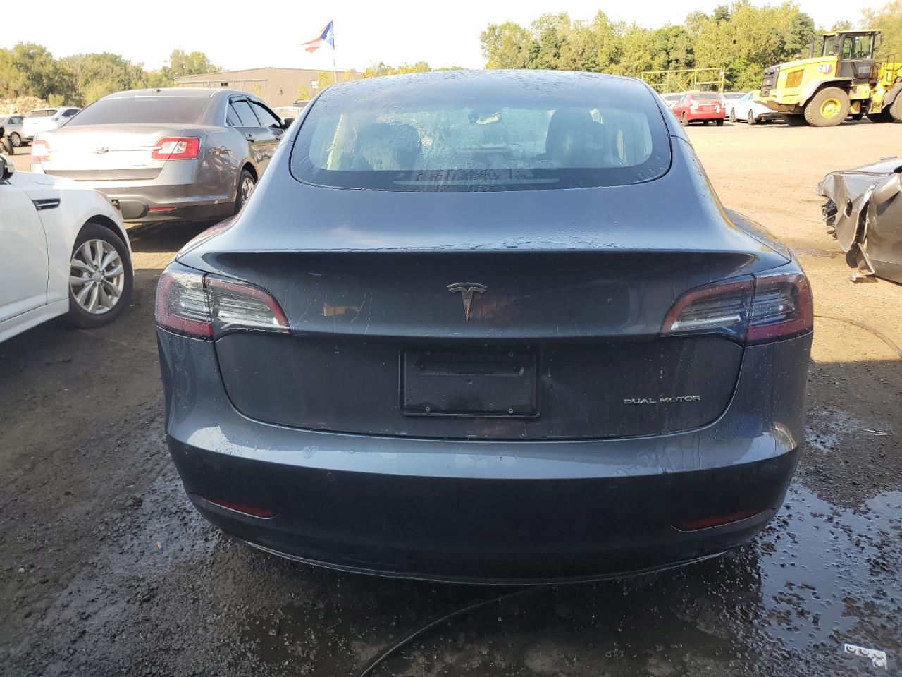 2019 Tesla Model 3 VIN: 5YJ3E1EBXKF520760 Lot: 71247054