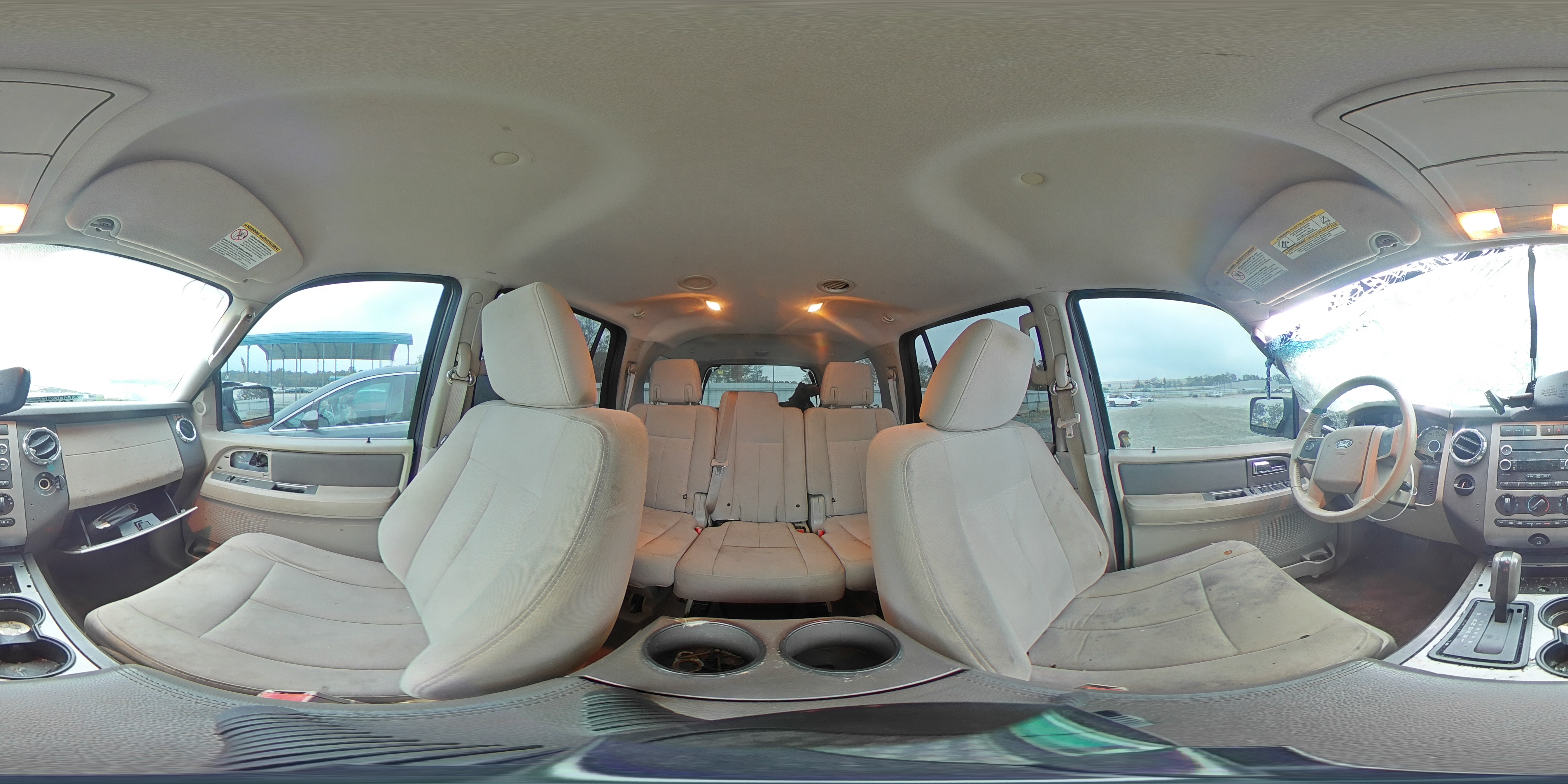 2011 Ford Expedition - Image 13