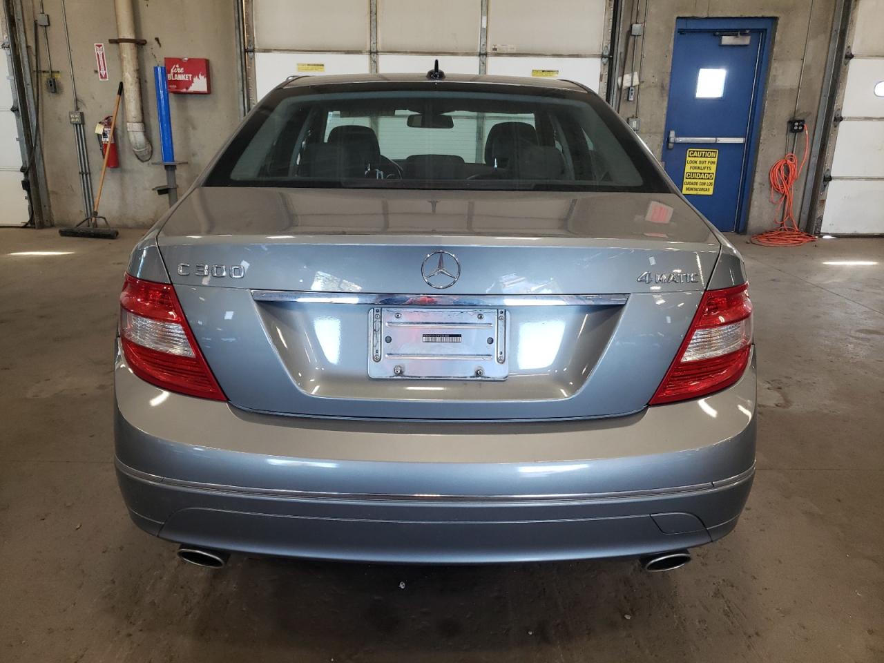 WDDGF81X09F235828 2009 Mercedes-Benz C 300