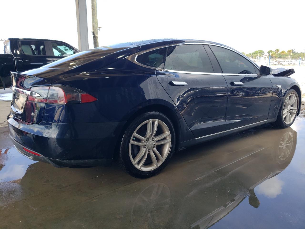 VIN 5YJSA1H10EFP55988 2014 TESLA MODEL S no.3