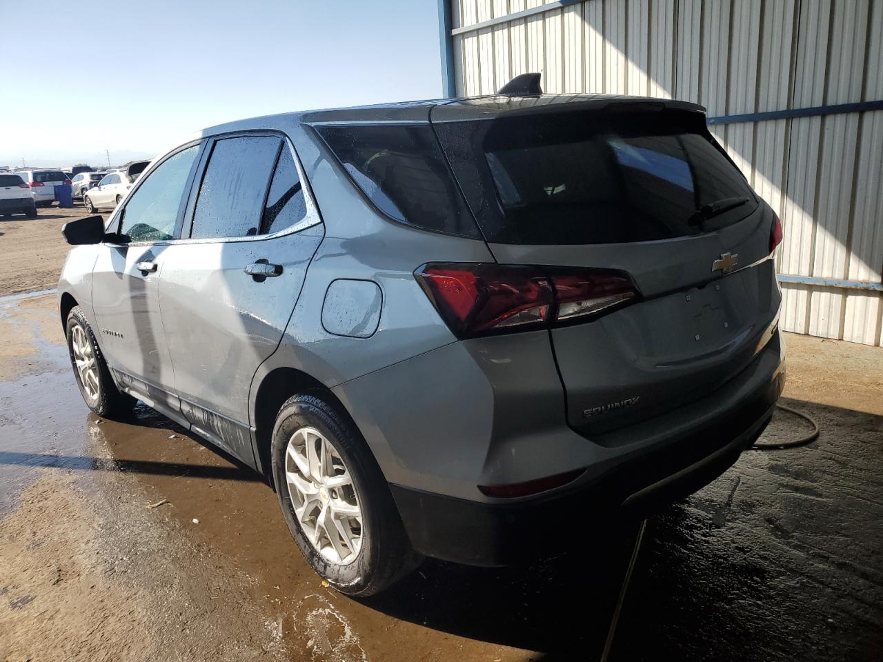 3GNAXUEGXRS179268 Chevrolet Equinox LT 2