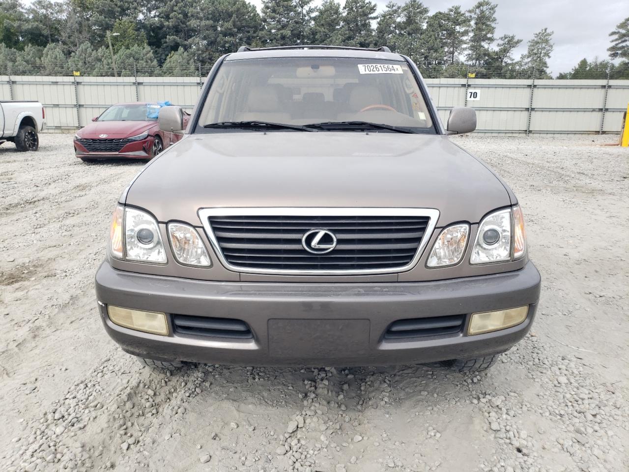 2000 Lexus LX - Image 5