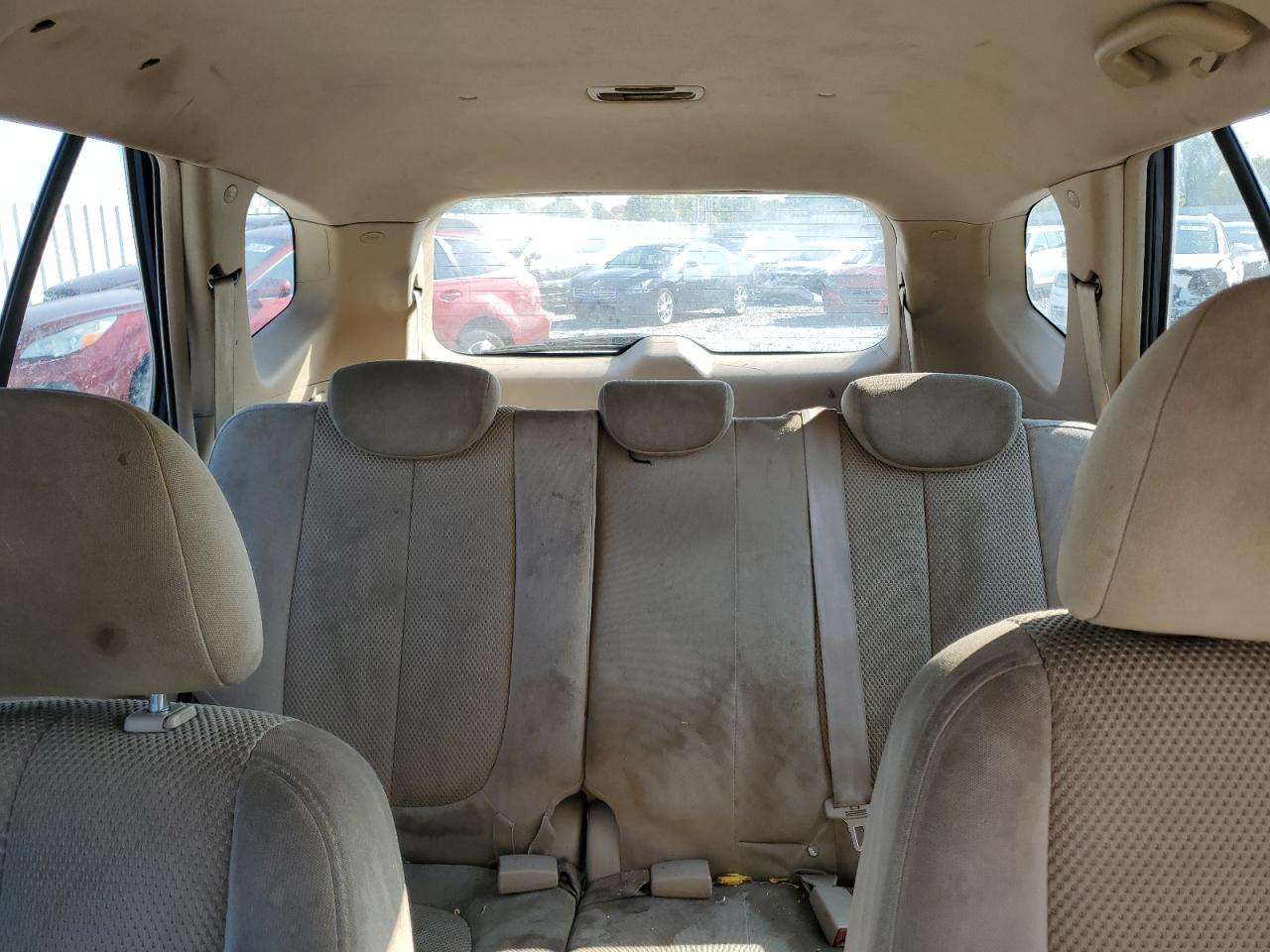 KNAFG526977061088 2007 Kia Rondo Lx