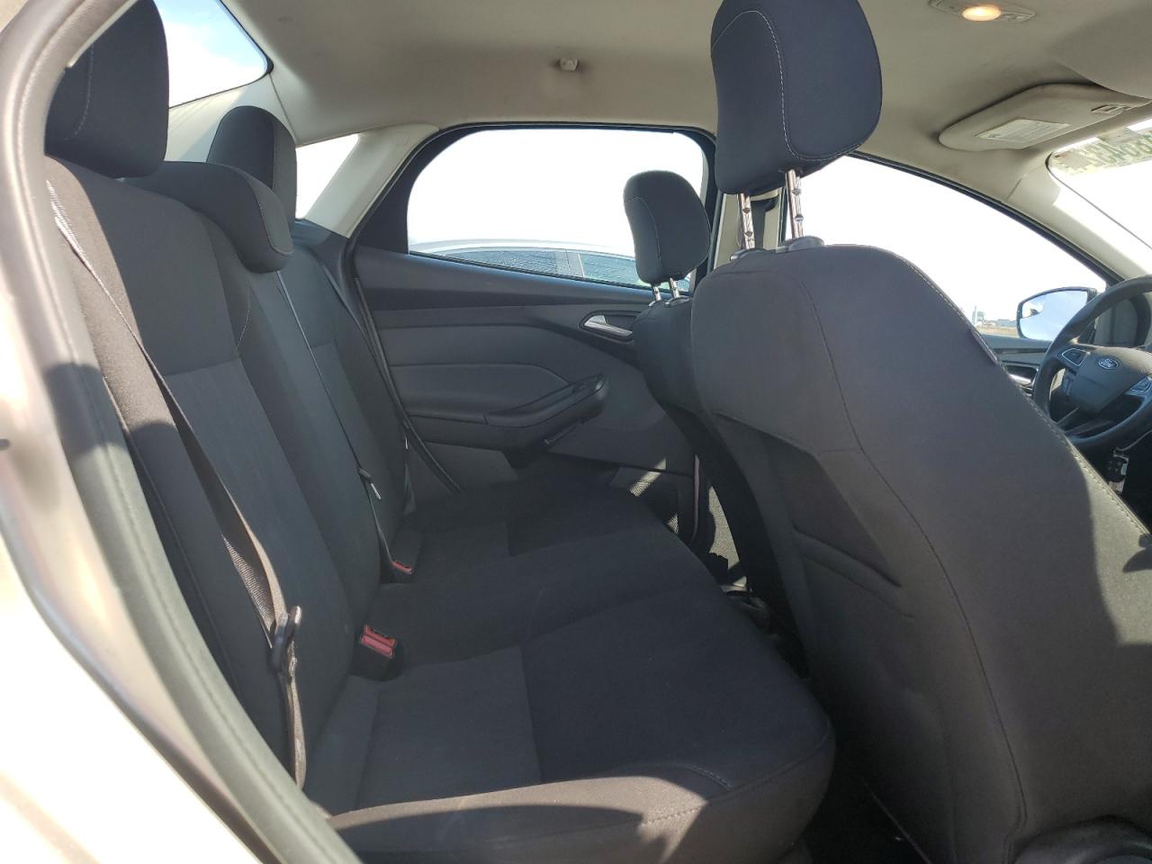 2018 Ford Focus - Image 11