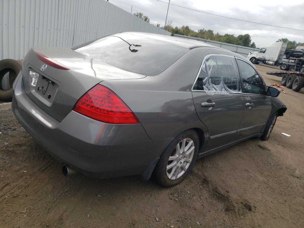 2007 Honda Accord - Image 3