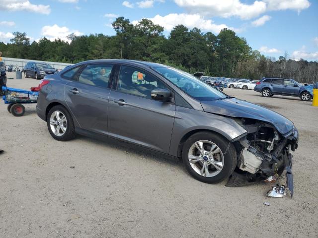 Sedans FORD FOCUS 2013 Gray