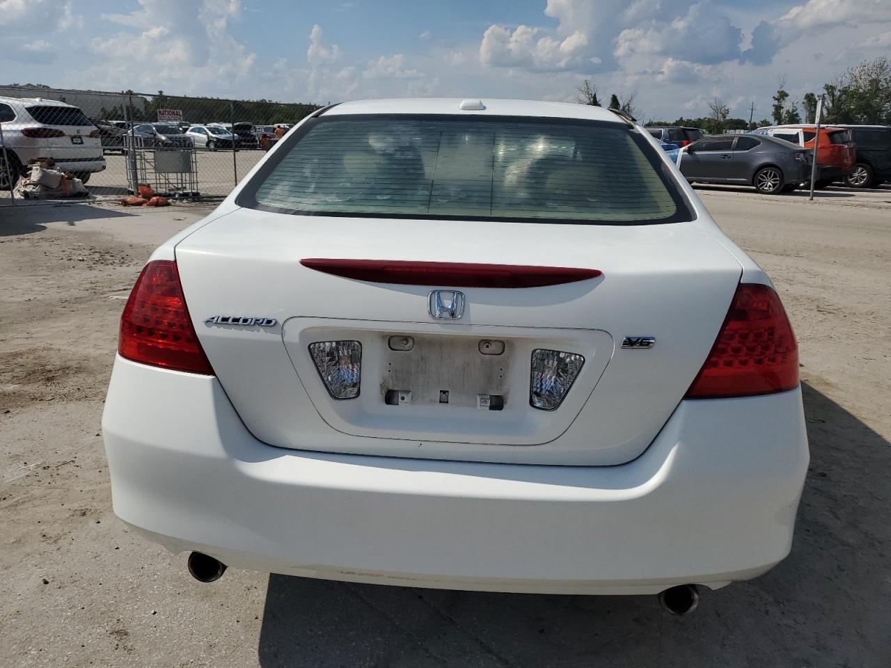 2006 Honda Accord Ex VIN: 1HGCM66856A033131 Lot: 71610444