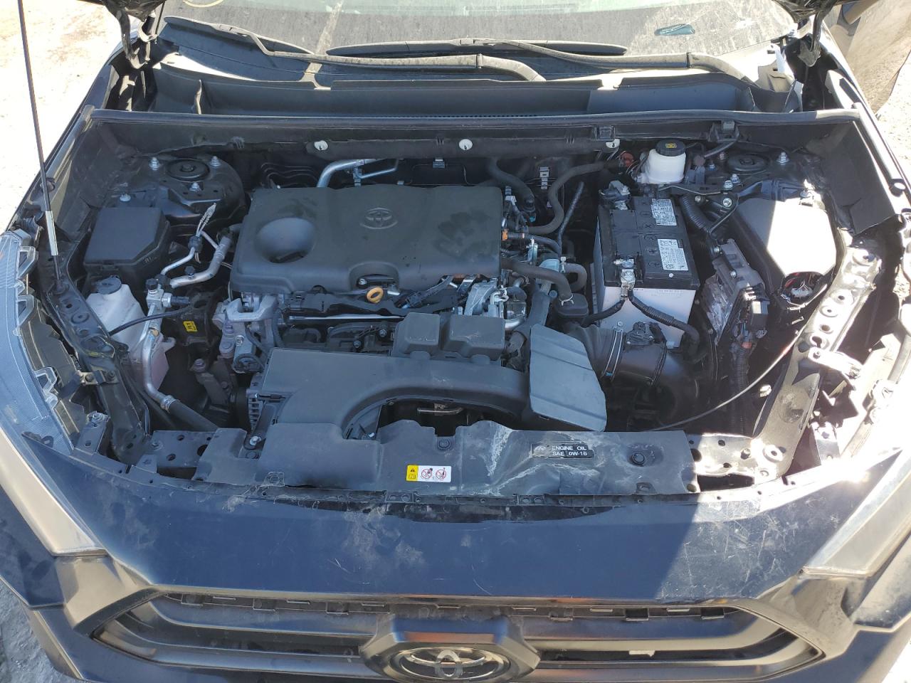 2T3W1RFV4MC155717 2021 Toyota Rav4 Xle