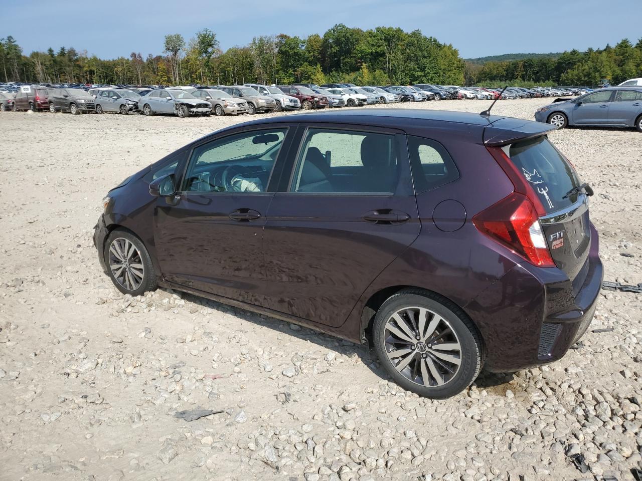 VIN 3HGGK5H85FM718103 2015 HONDA FIT no.2