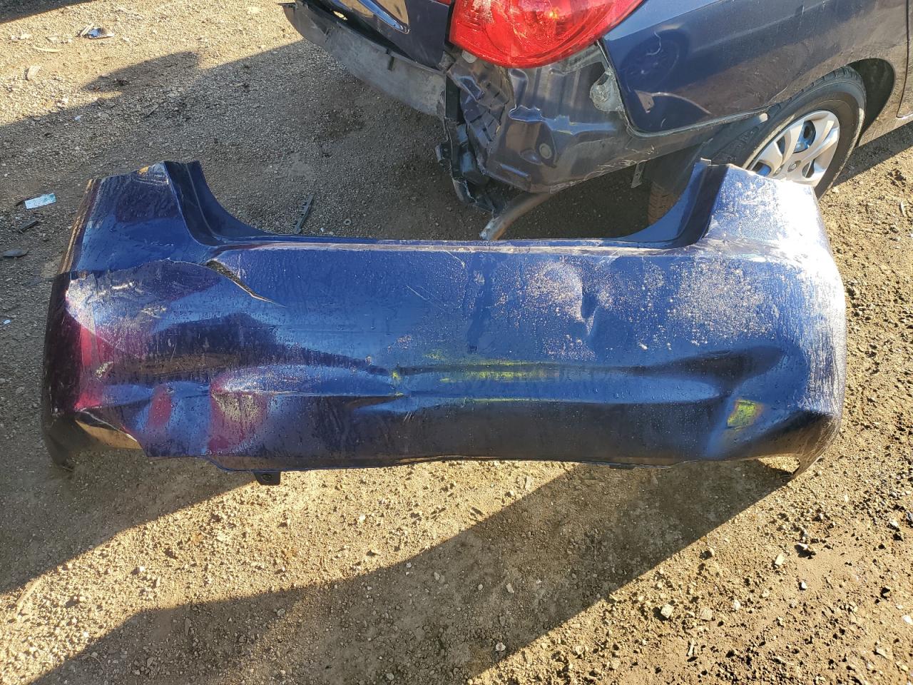 KMHDU4AD5AU994617 2010 Hyundai Elantra Blue