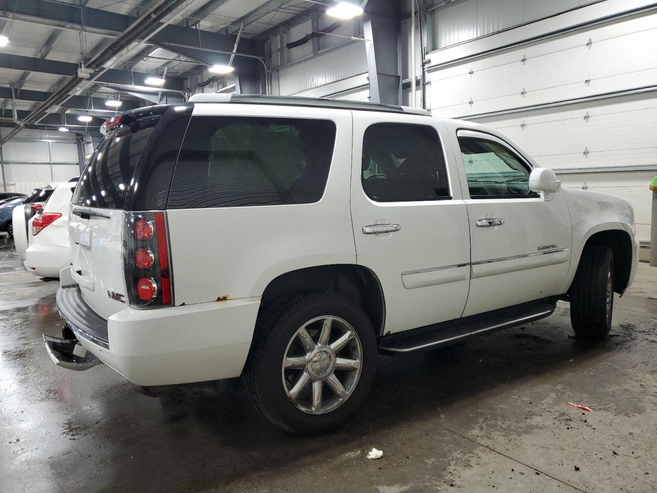 1GKFK63827J252365 2007 GMC Yukon Denali