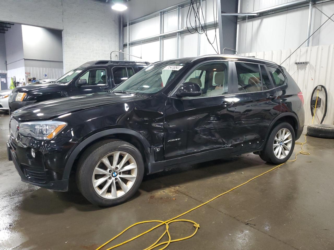 VIN 5UXWX9C59G0D75284 2016 BMW X3 no.1