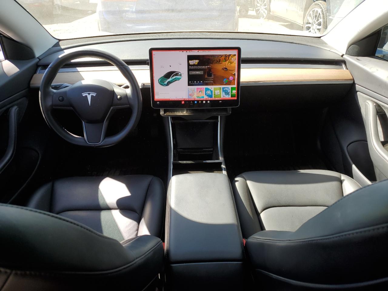 5YJ3E1EB1JF065263 2018 Tesla Model 3