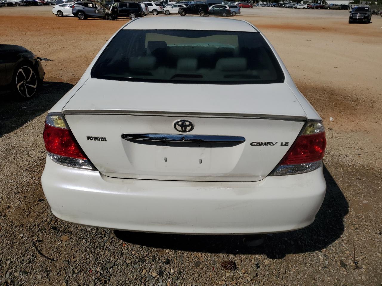 2005 Toyota Camry Le VIN: 4T1BE32K65U408153 Lot: 72643074