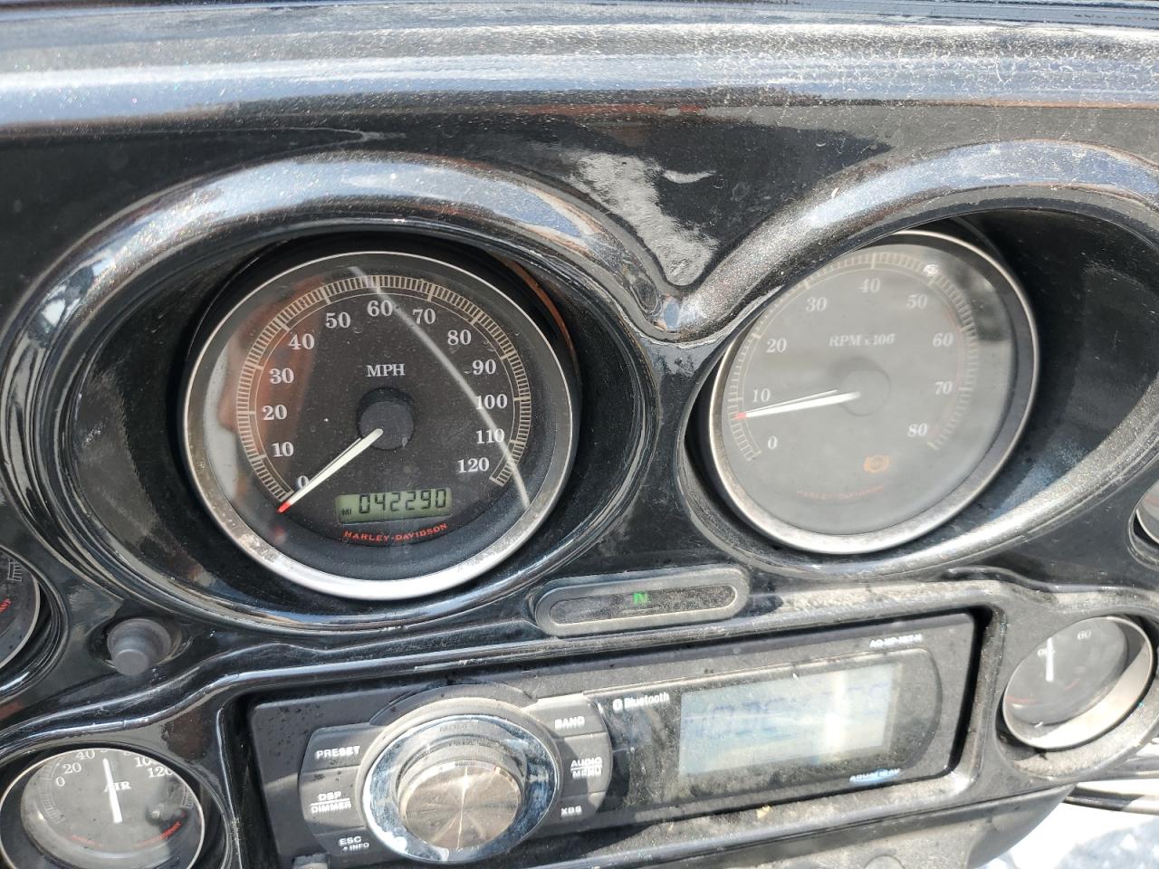 2009 Harley-Davidson Flhtcu VIN: 1HD1FC4129Y675739 Lot: 72612884